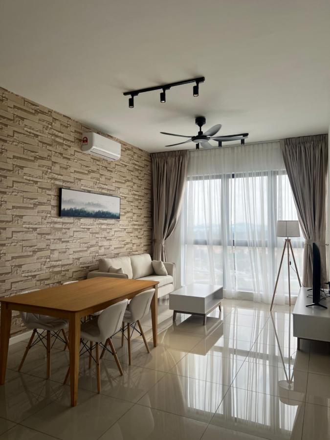 Mucihome Clio 3R2B, Putrajaya Condo Near To Ioi City Mall, Alamanda, Hospital Serdang, Wetland Studio Kru Dll- Non Smoking Home For Malaysian Only Exterior foto